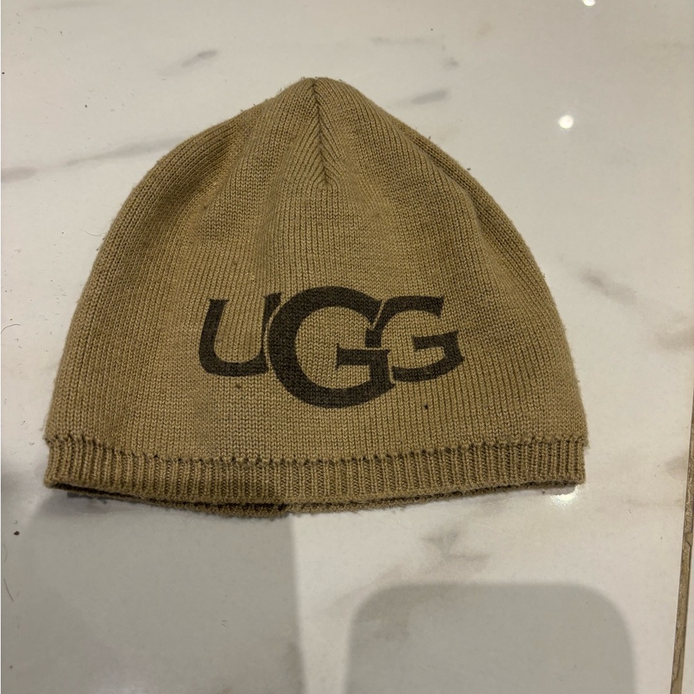 Children’s UGG winter hat
